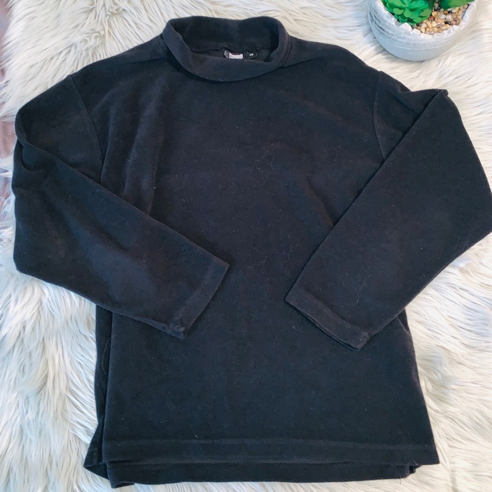 TSUNAMI size large turtle neck long sleeve black